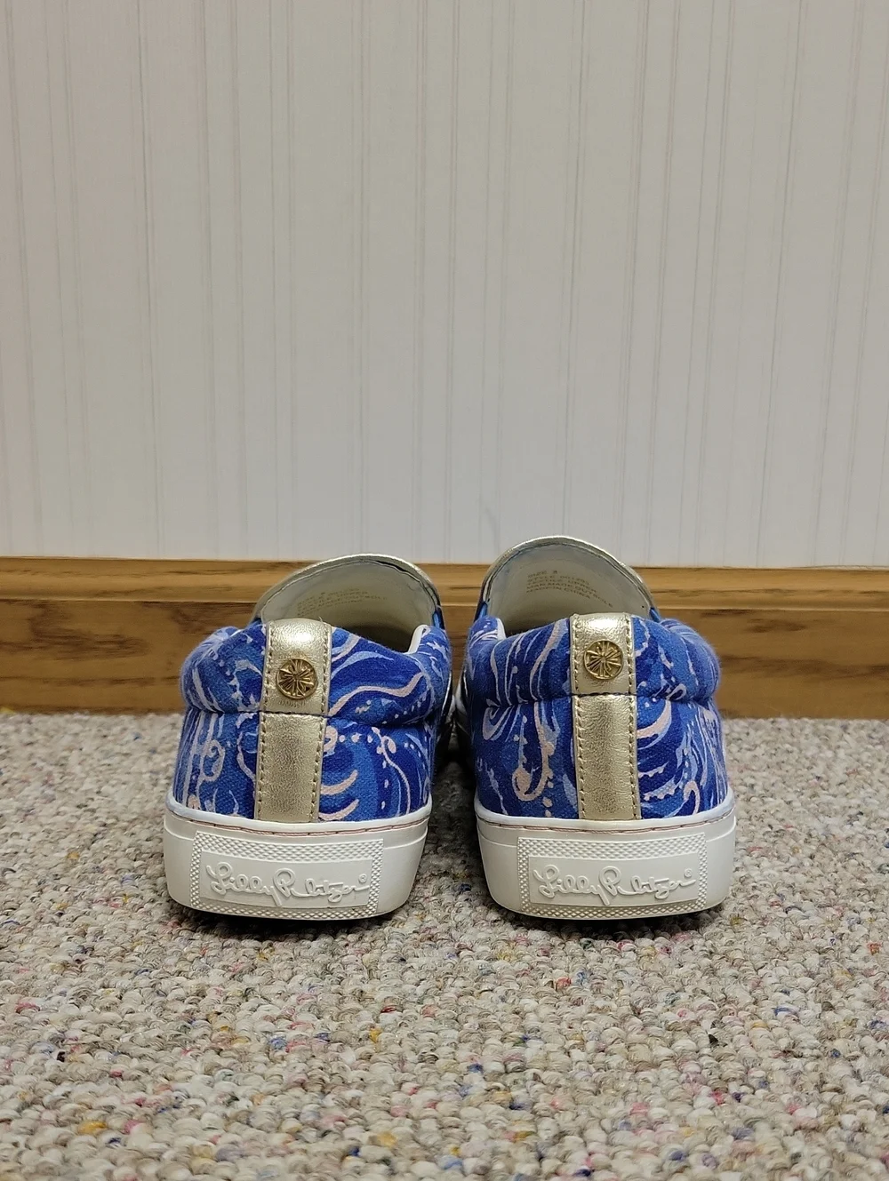 Lilly Pulitzer Julie Blue Swirl Slip-On Sneakers Sz 8 Summer Coastal Colorful